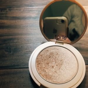 tarte clay 12 hour highlighter